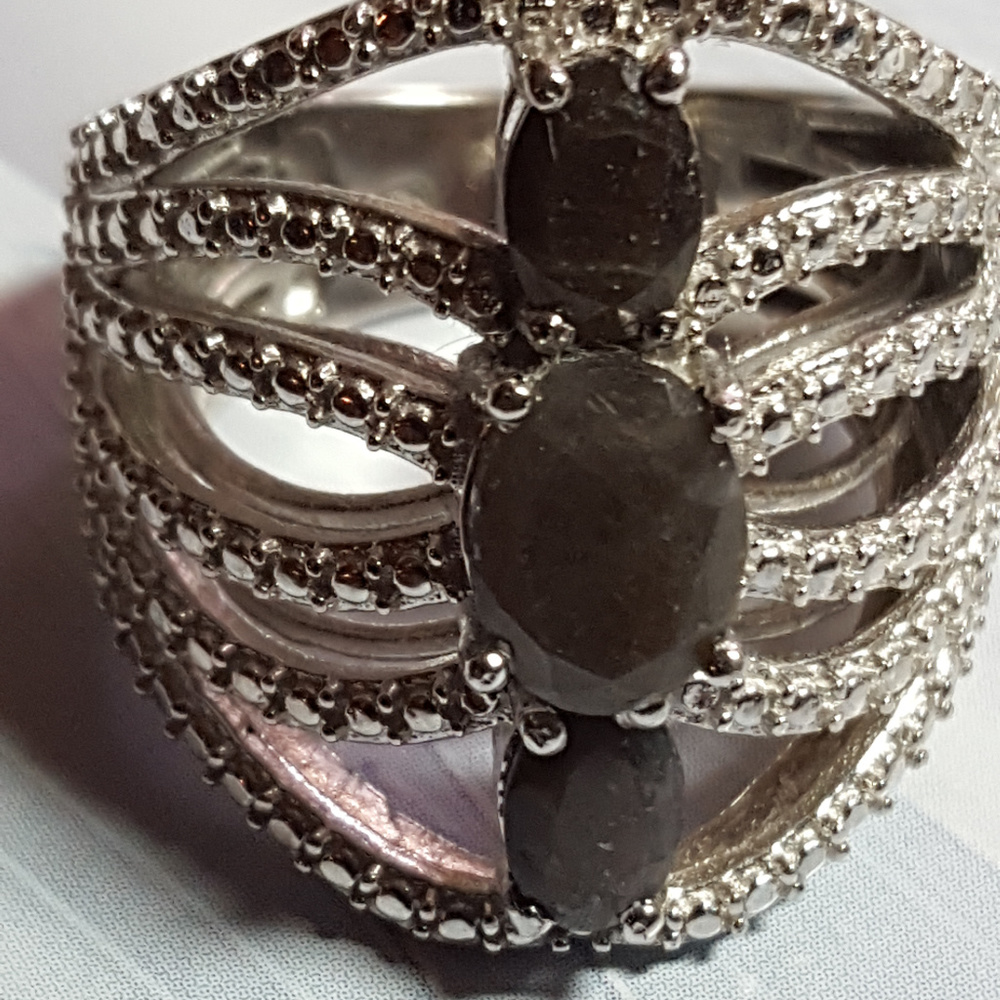 STS Ring Size 6 Hematite and Platinum Silver Cubic
